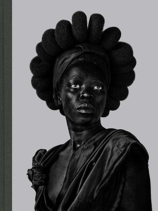 Somnyama Ngonyama, Hail the Dark Lioness book cover