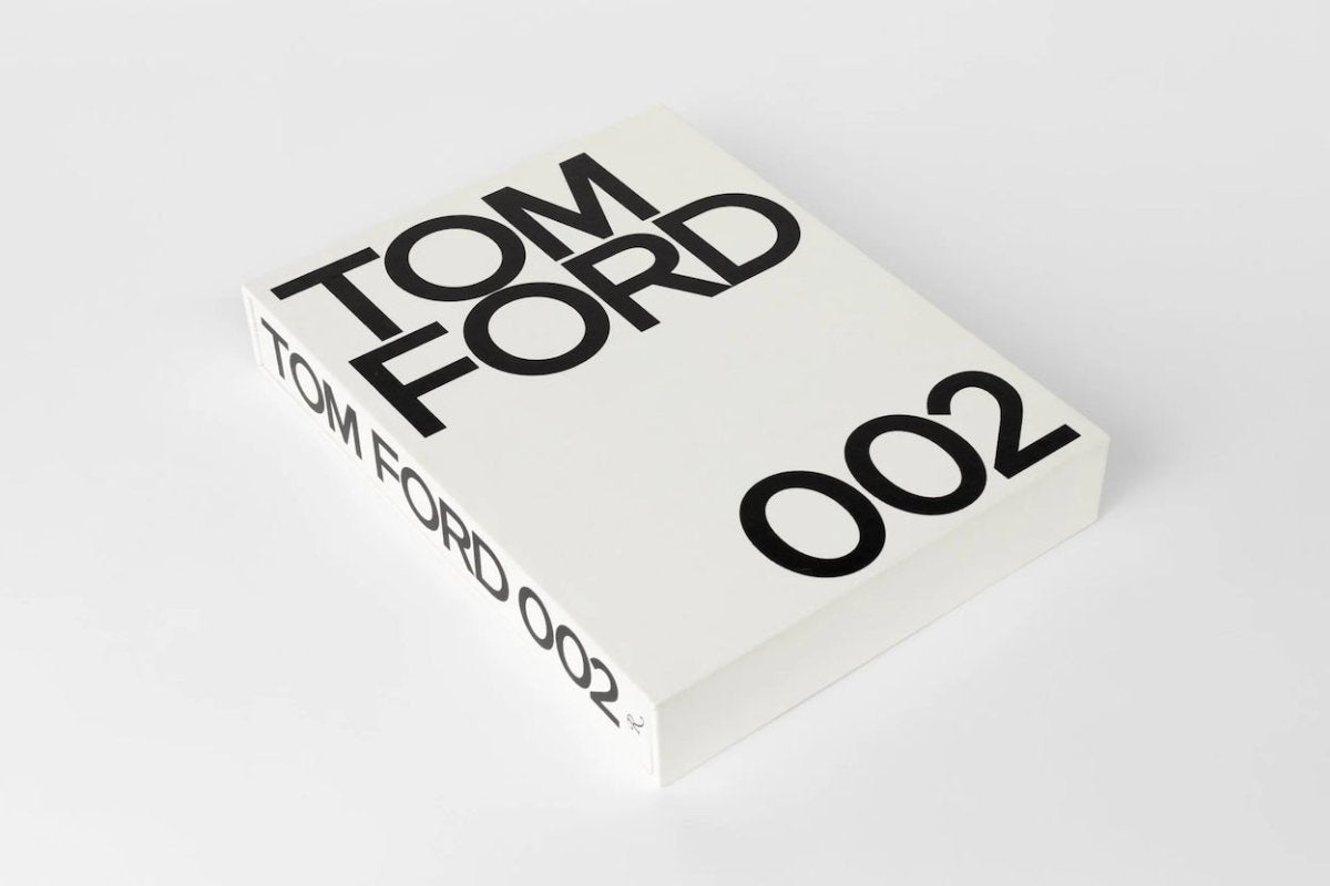 Tom ford 002 book side